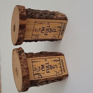 Salt & pepper shakers🏷